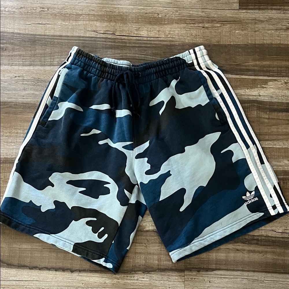 Adidas Men's Sweat Athletic Camouflage Shorts - Blue and Black Size L